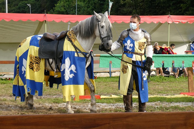 也传递出中 也传递出中